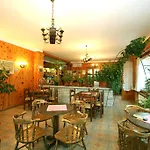 Edelweiss Hotel Villeneuve