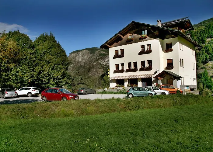 Edelweiss Hotel
